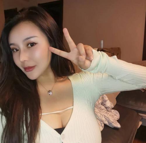 一次出差的性欲约了一位大奶妹很粉嫩 第2张