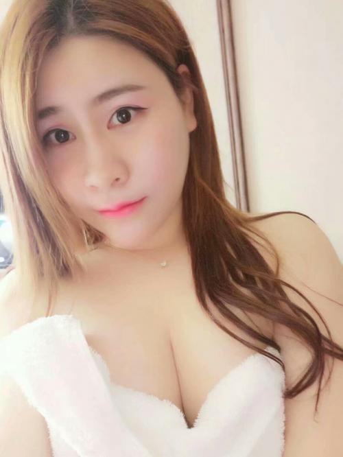 东门燕妮 第1张