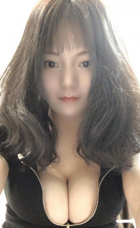 2020年6月30普陀区大胸已婚妹子幺妹 第2张