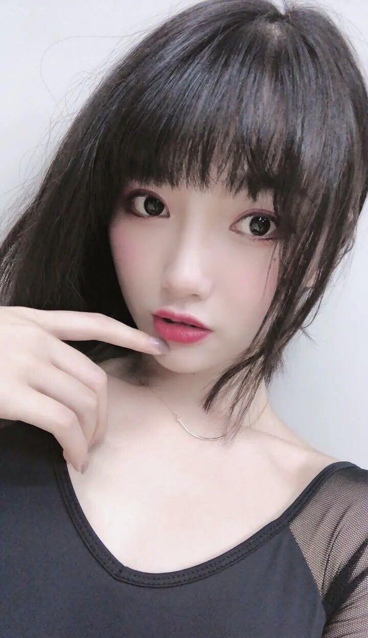 2021年1月20短发酷酷的舞蹈老师 第1张