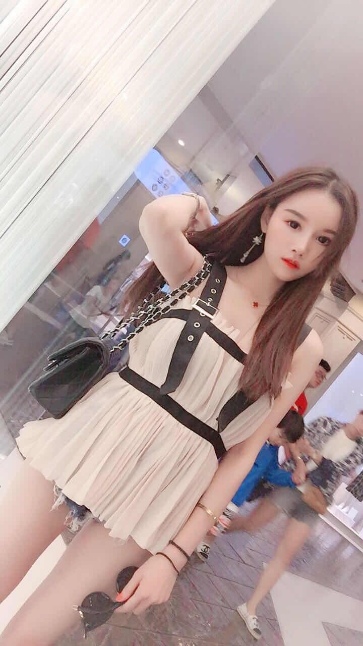 高颜值女神小爱,性感销魂 第2张