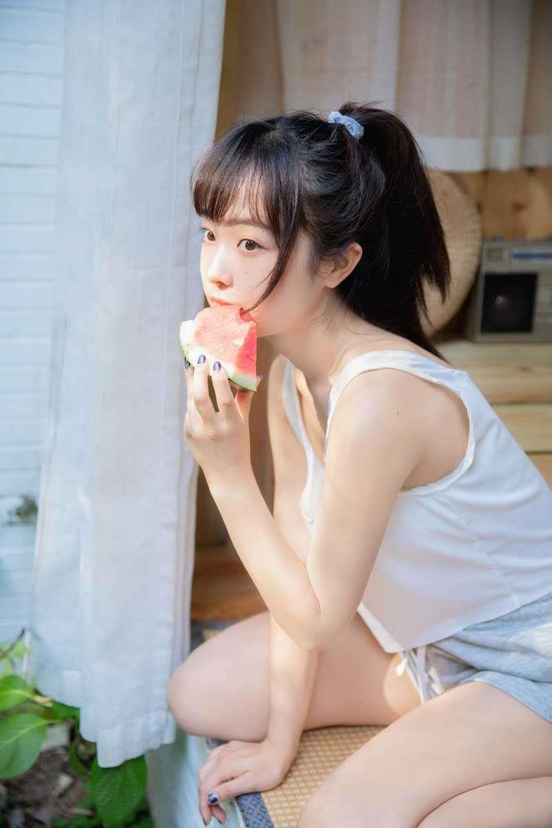 2020年10月7气质小淑女丽丽 第1张