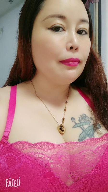 成都大胸熟女 第2张
