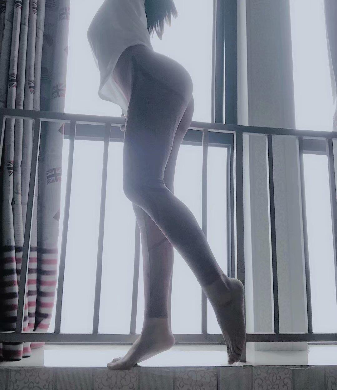 青羊区健身蜜桃臀李娇 第1张