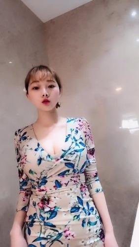 超赞妹子,大长腿D奶粉木耳 第3张