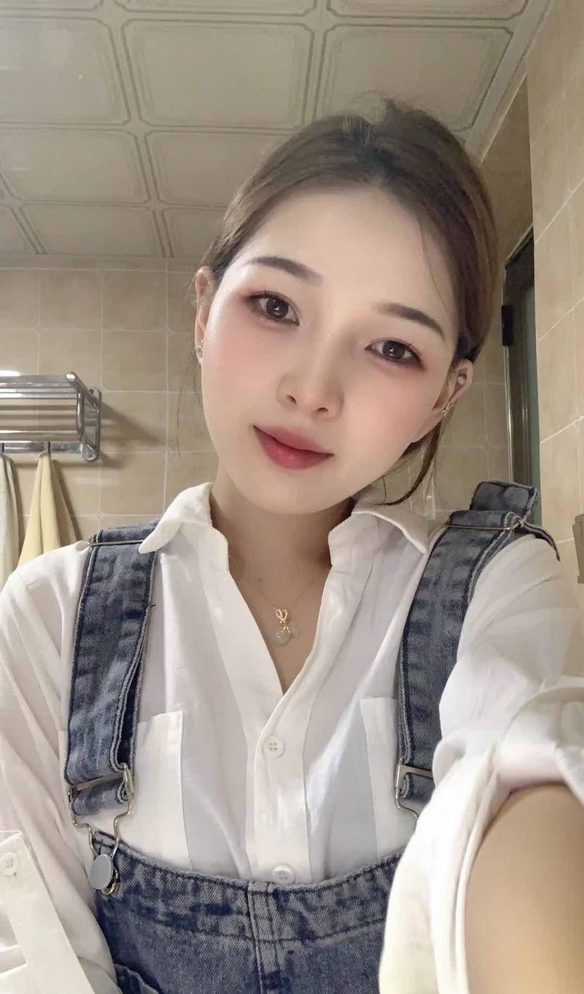 分享身材极好的敏感体质妹子，体验十分不错 第1张