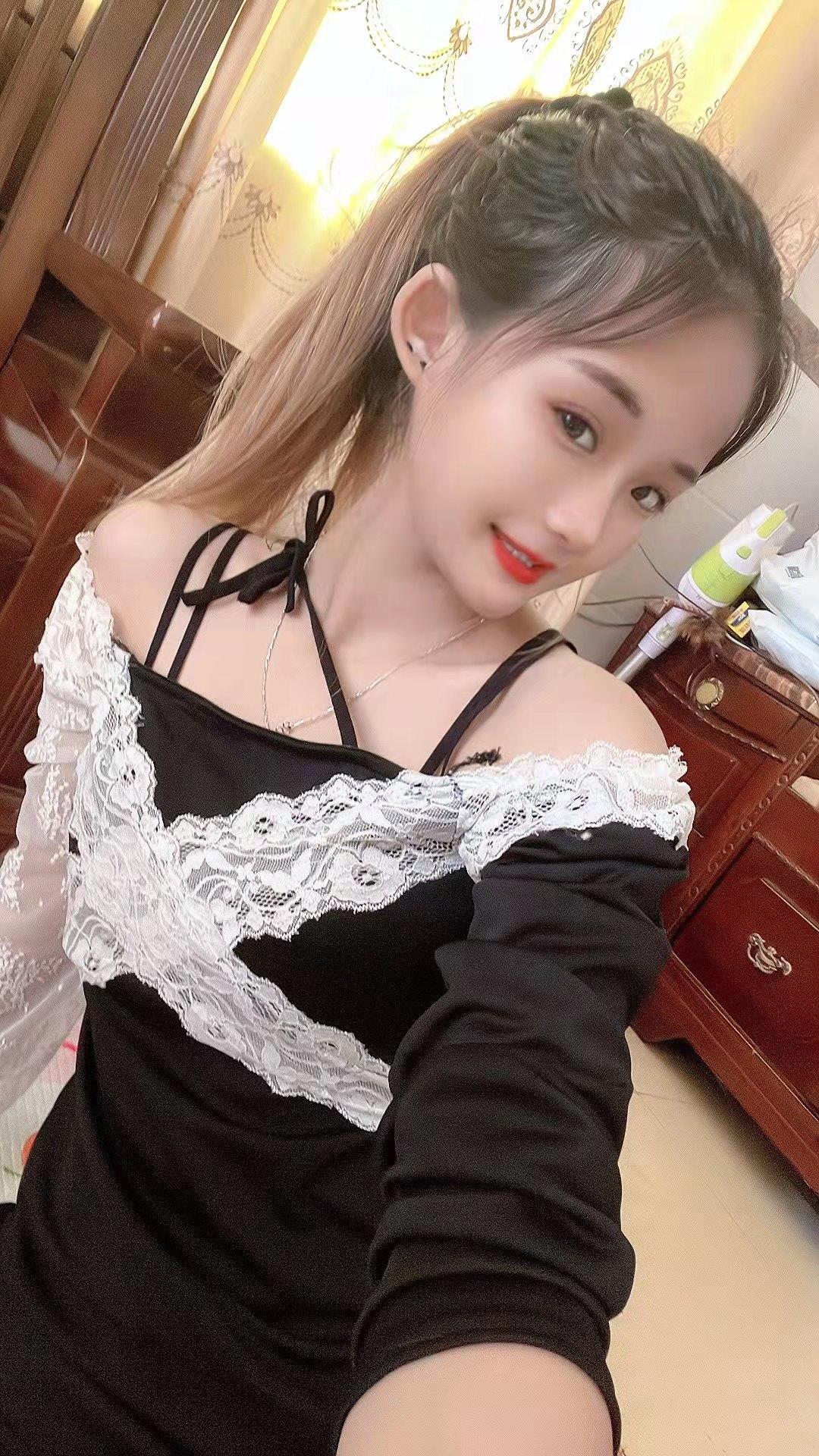 已验威海小萝莉一枚 第2张