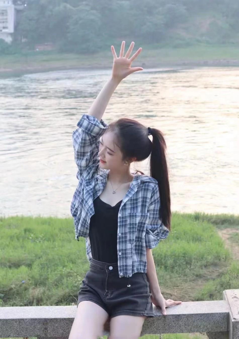 香坊兼职妹 第1张